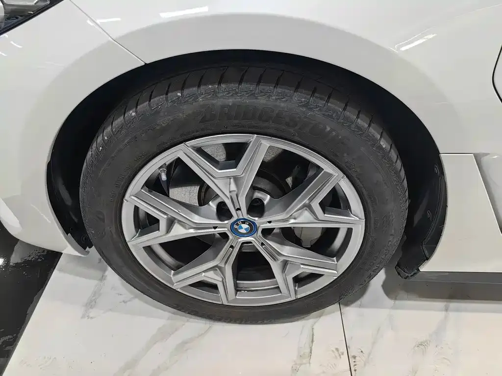 BMW i3 — фото 10