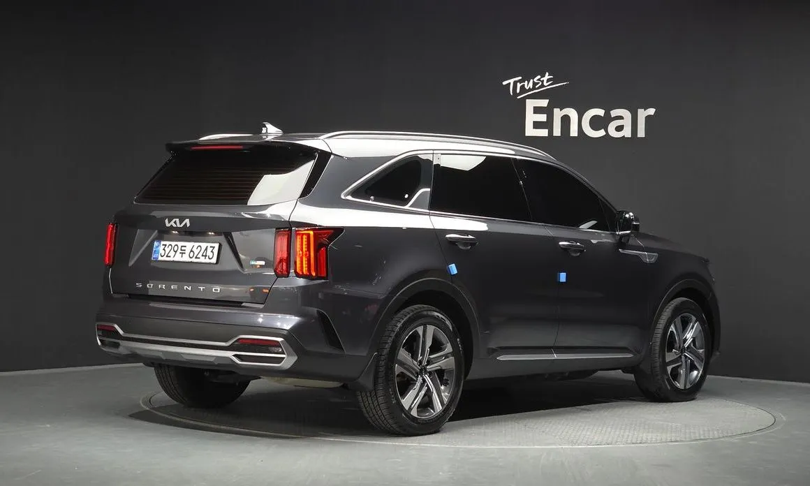 Kia Sorento — фото 3