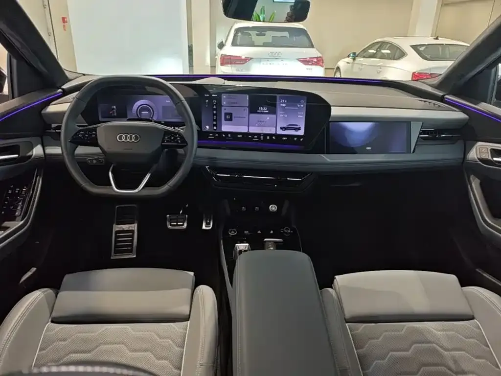Audi Q6L e-tron — фото 4