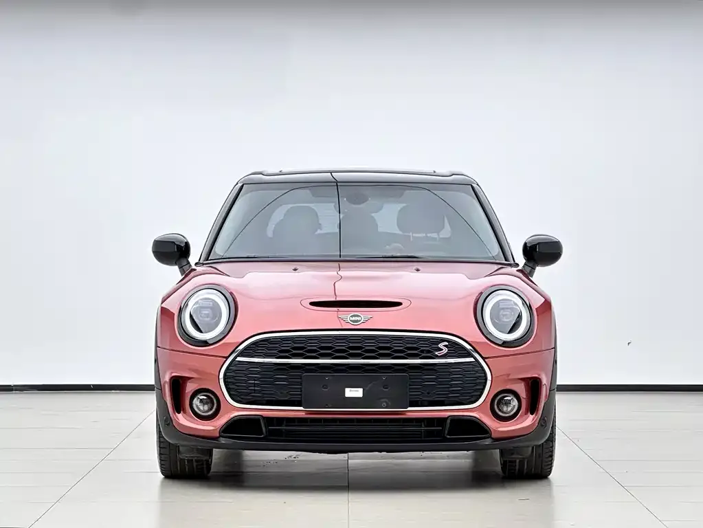 MINI Clubman — фото 3
