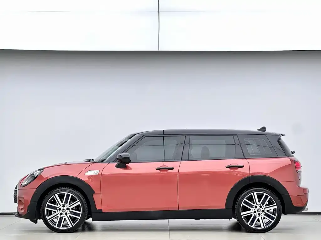 MINI Clubman — фото 7