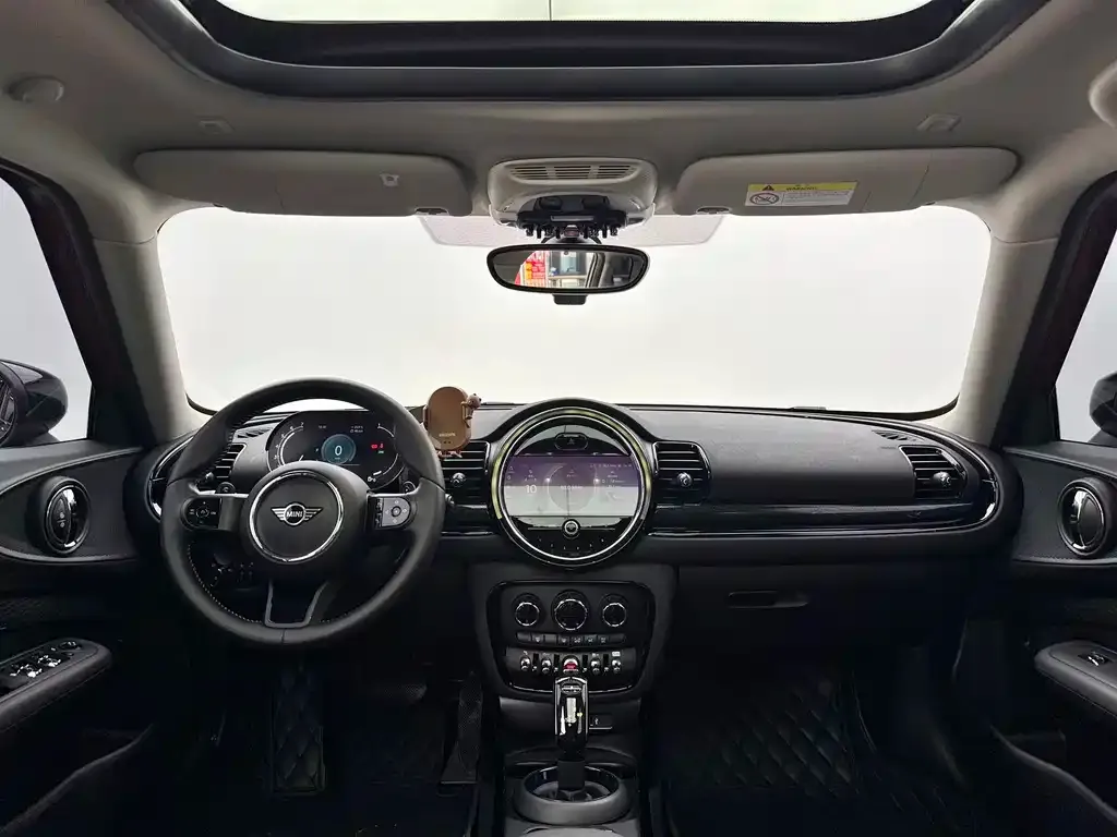 MINI Clubman — фото 8