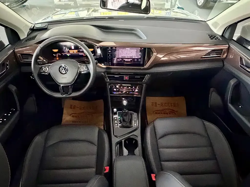 Volkswagen Tharu — фото 7