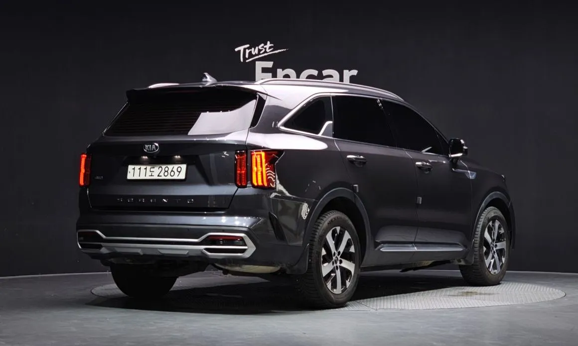 Kia Sorento — фото 4