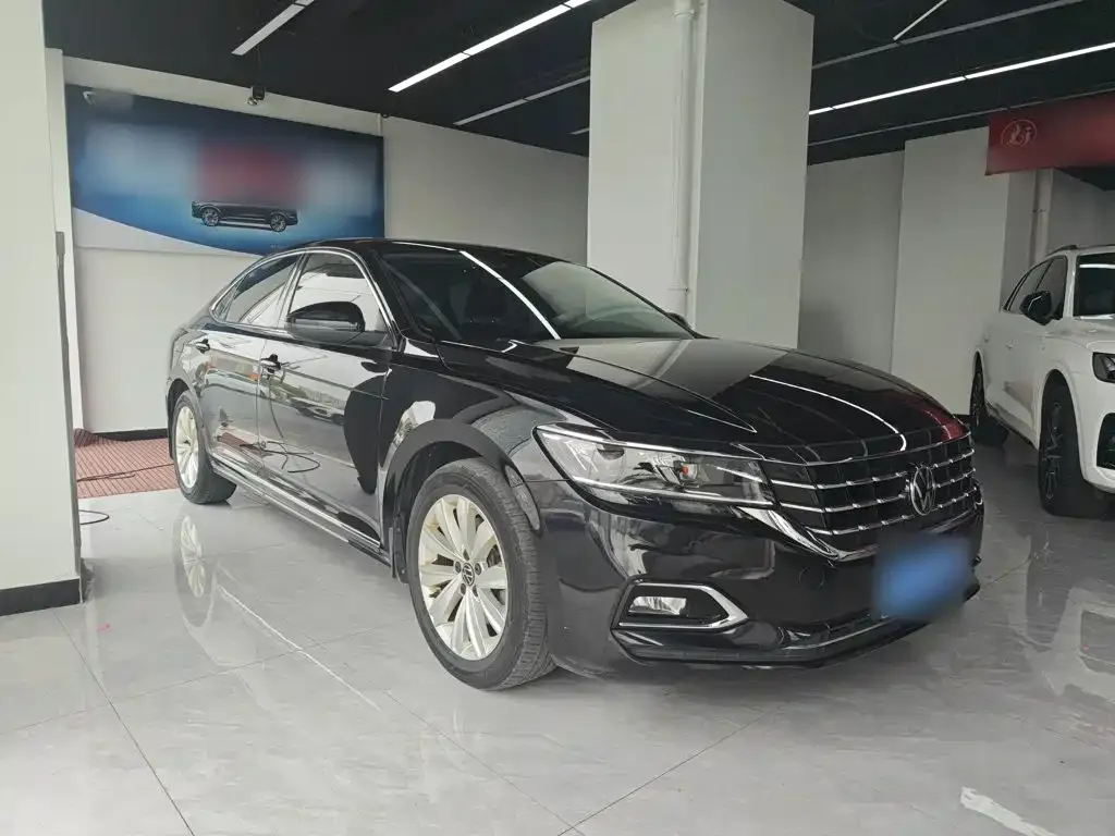 Volkswagen Passat — фото 4