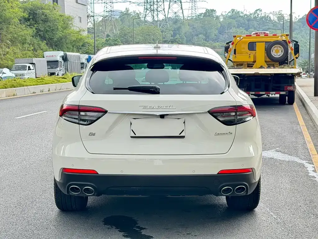Maserati Levante — фото 3