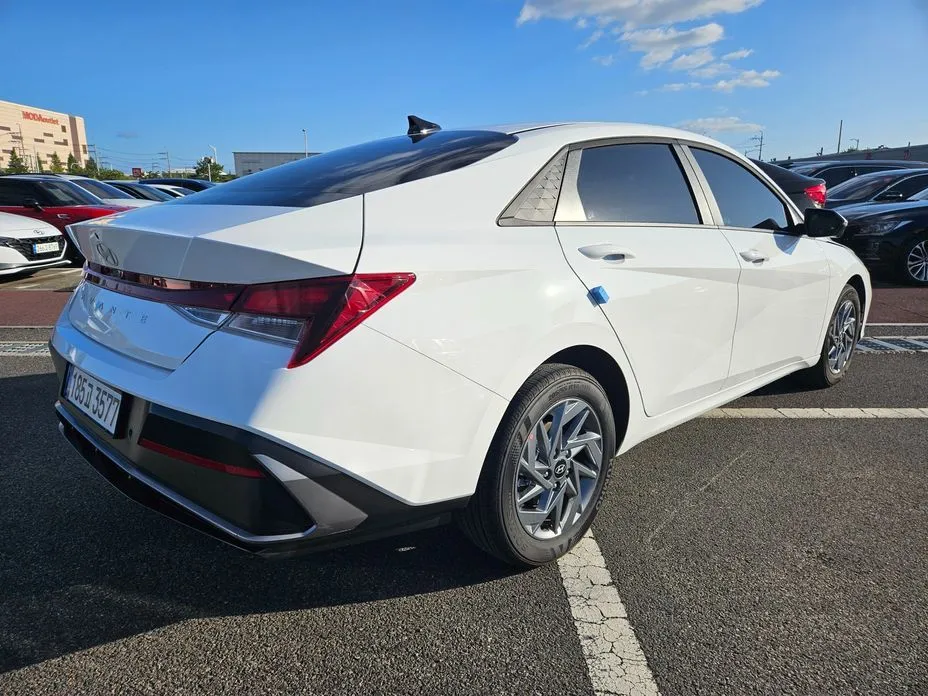 Hyundai AVANTE — фото 6