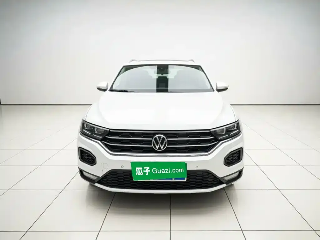 Volkswagen T-Roc — фото 7