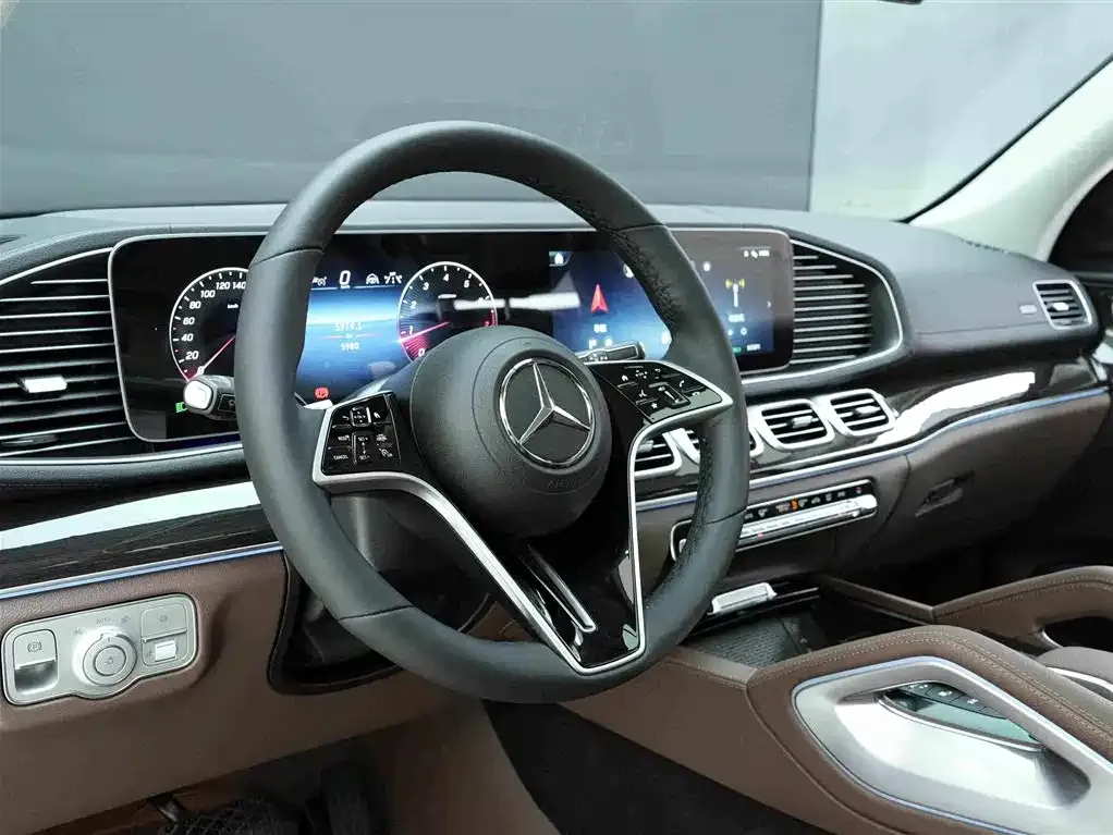 Mercedes-Benz GLE (Import) — фото 7