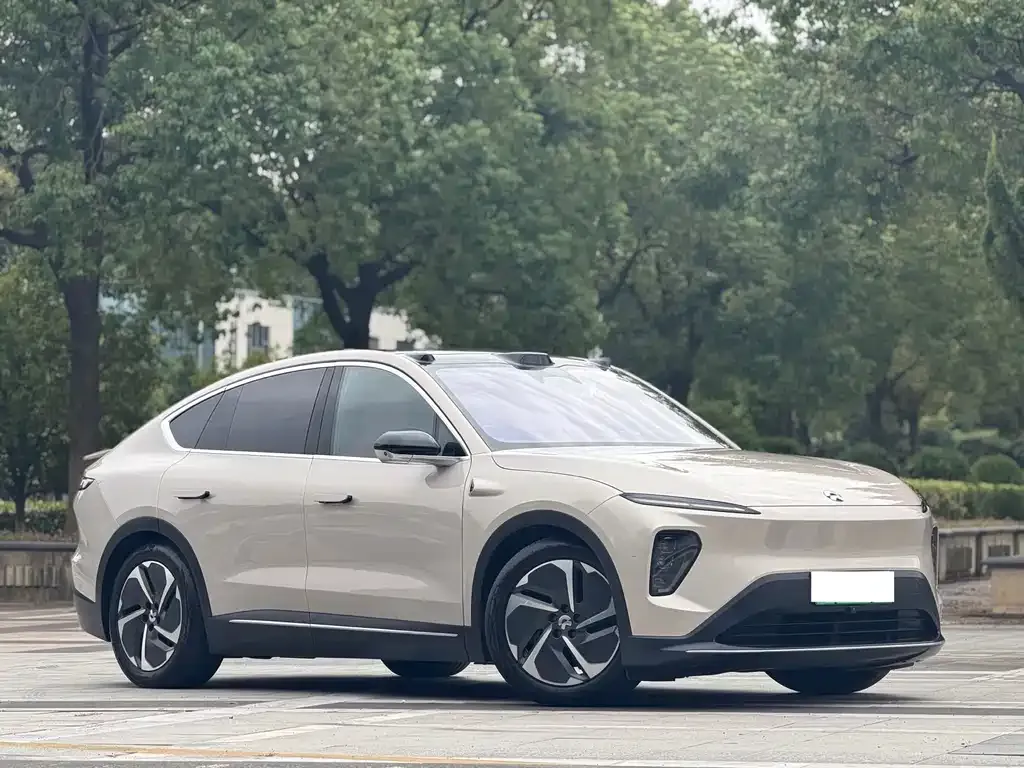 NIO EC7 — фото 10