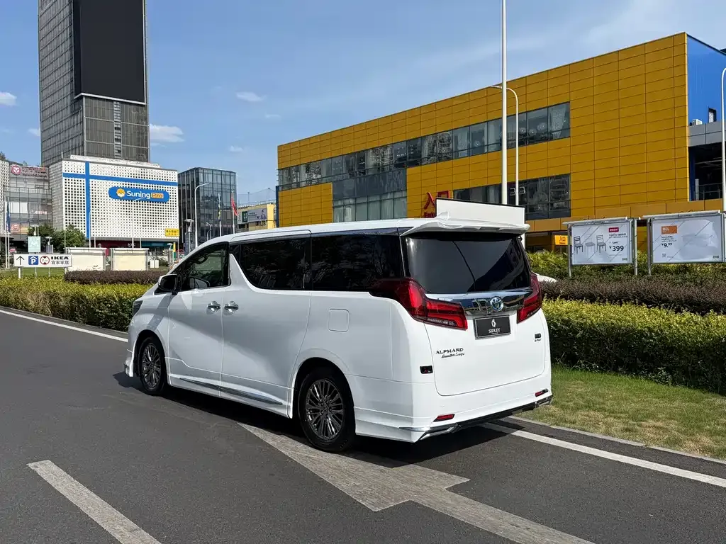 Toyota Vellfire — фото 4