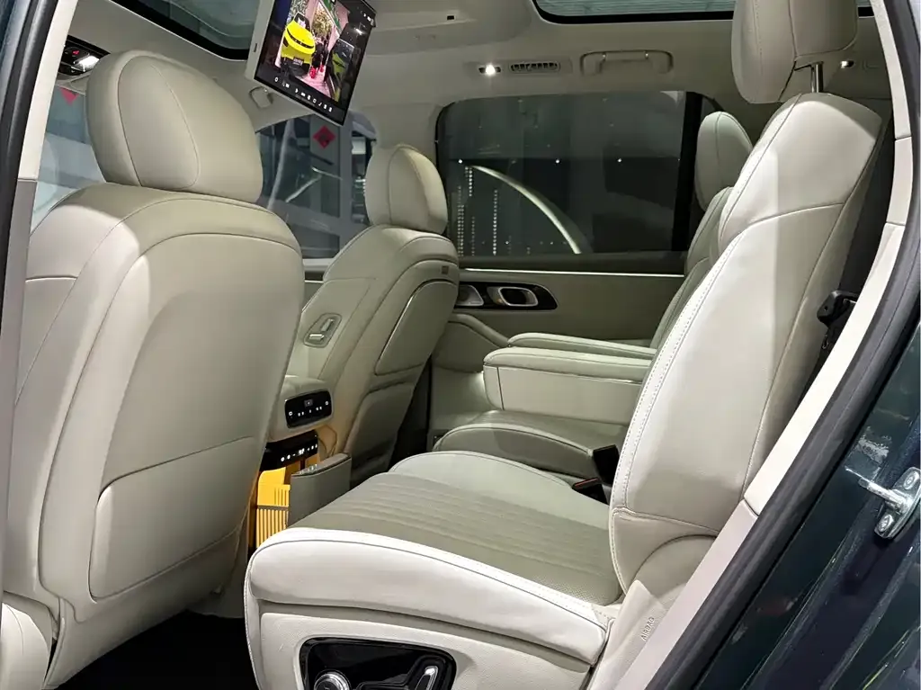 Geely Galaxy M9 — фото 3