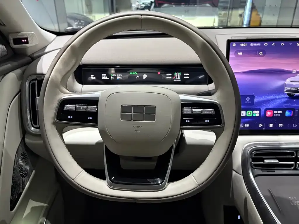 Geely Galaxy M9 — фото 4