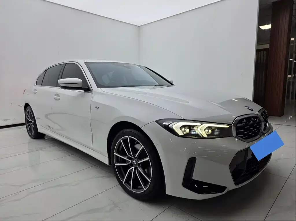 BMW 3 Series — фото 1