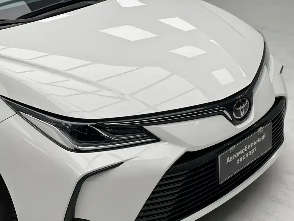 Toyota Corolla — фото 4
