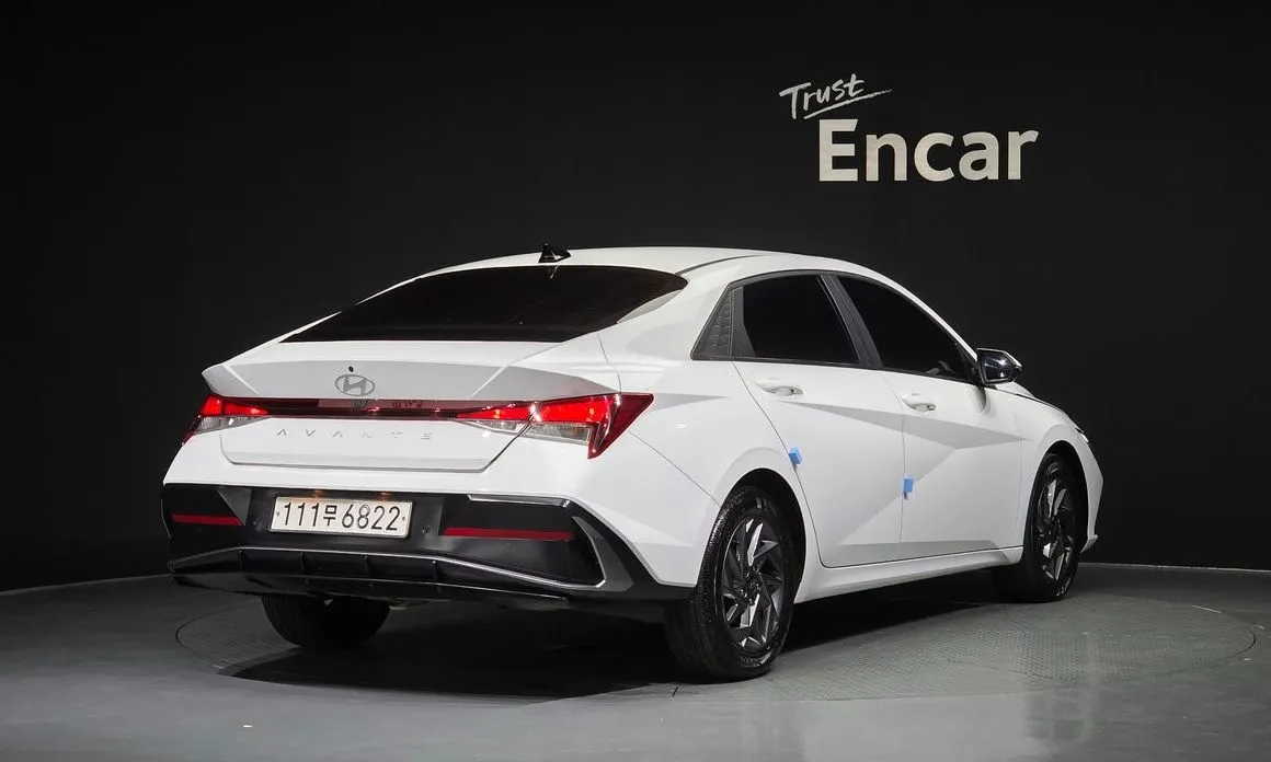 Hyundai AVANTE — фото 2