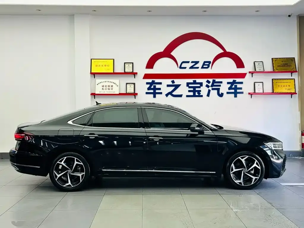 Volkswagen Passat — фото 5