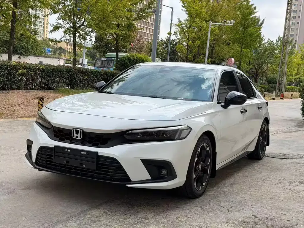 Honda Civic — фото 1