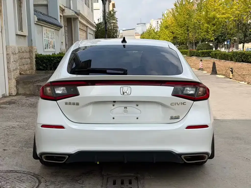 Honda Civic — фото 5