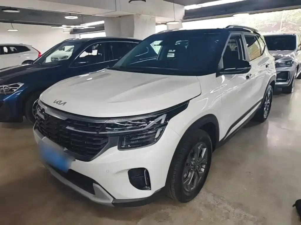 Kia Seltos — фото 8