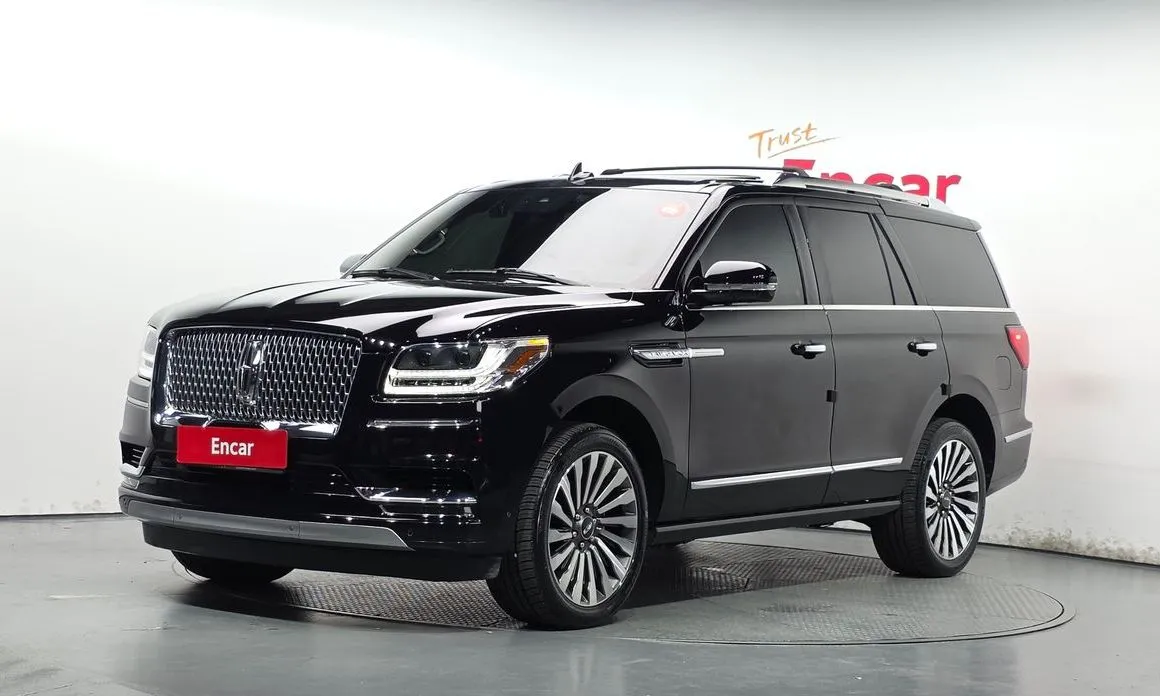 Lincoln Navigator — фото 1