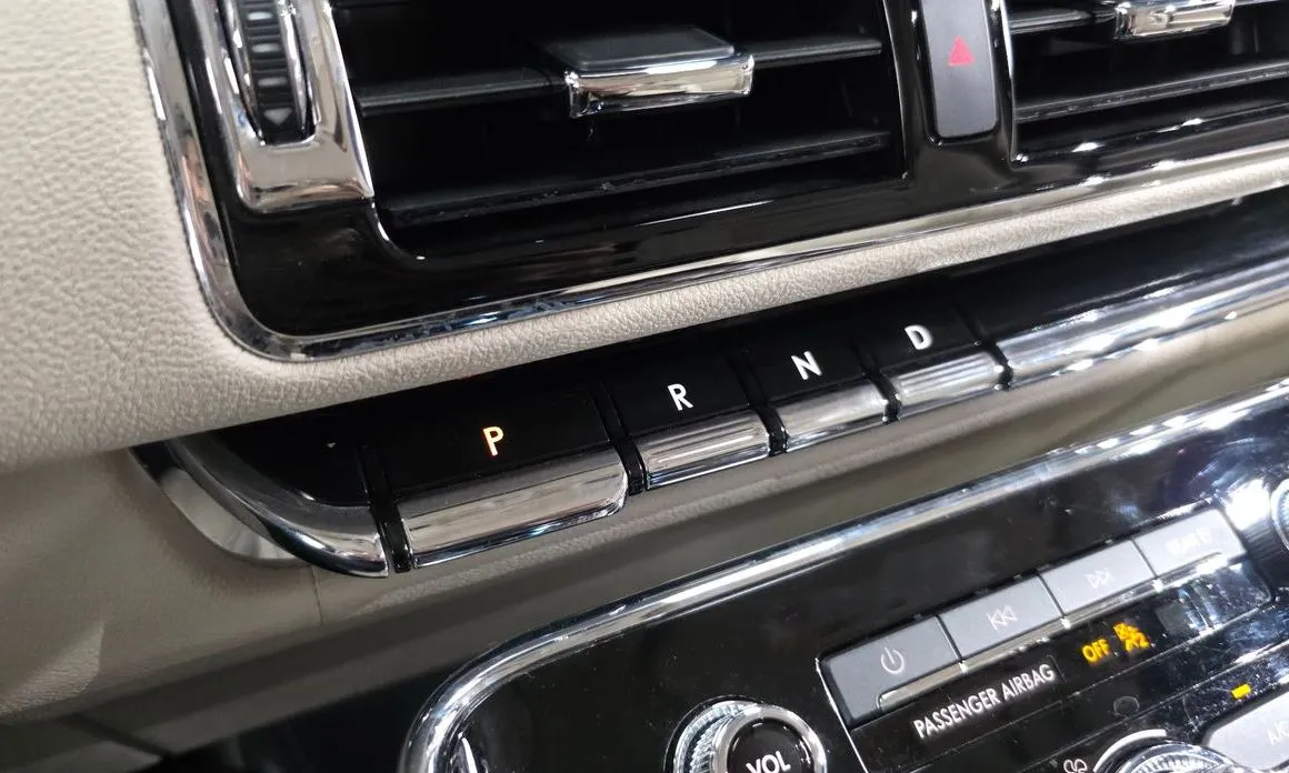 Lincoln Navigator — фото 9