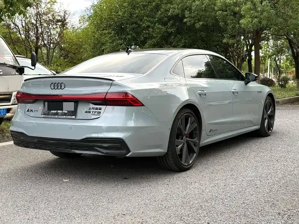 Audi A7L — фото 3