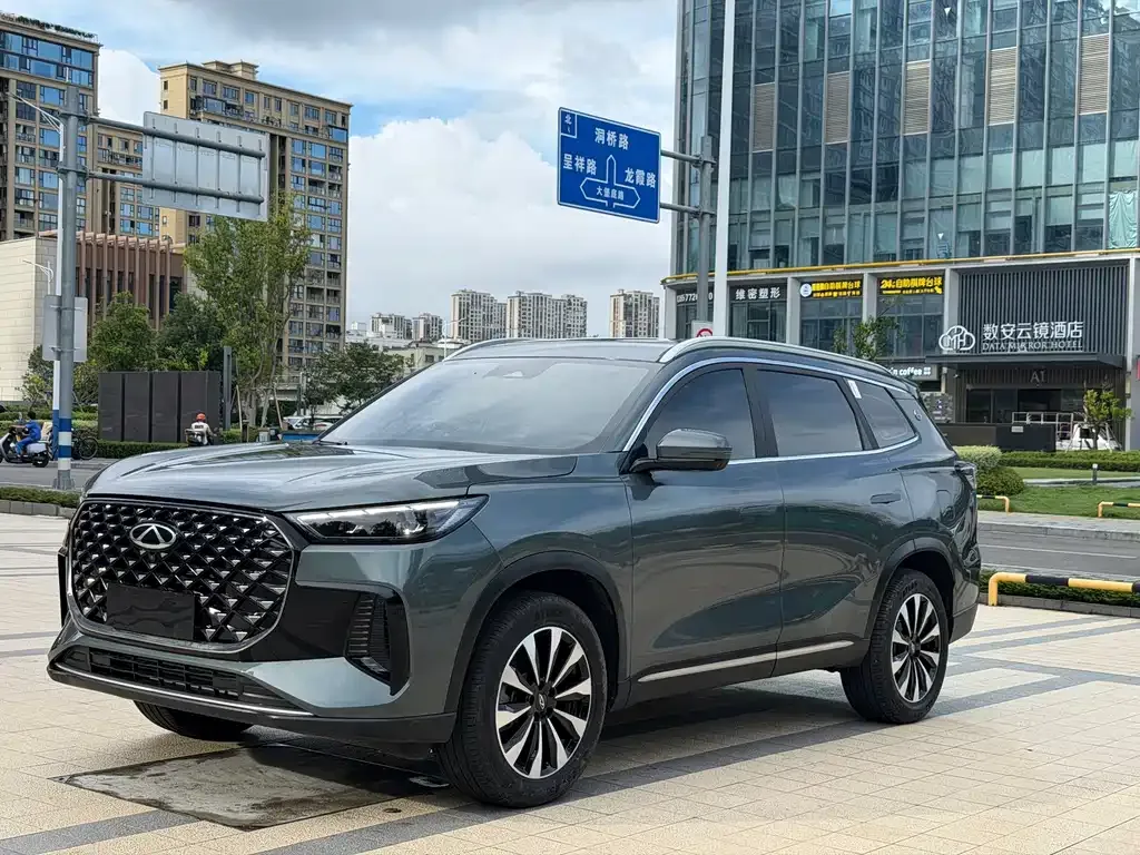 Chery Tiggo 8 PLUS — фото 3