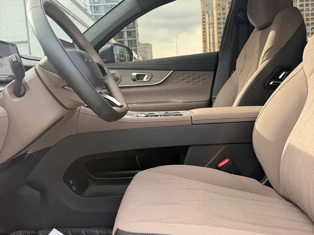 Chery Tiggo 8 PLUS — фото 8