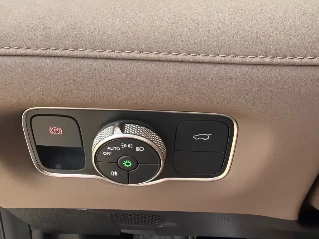 Chery Tiggo 8 PLUS — фото 7
