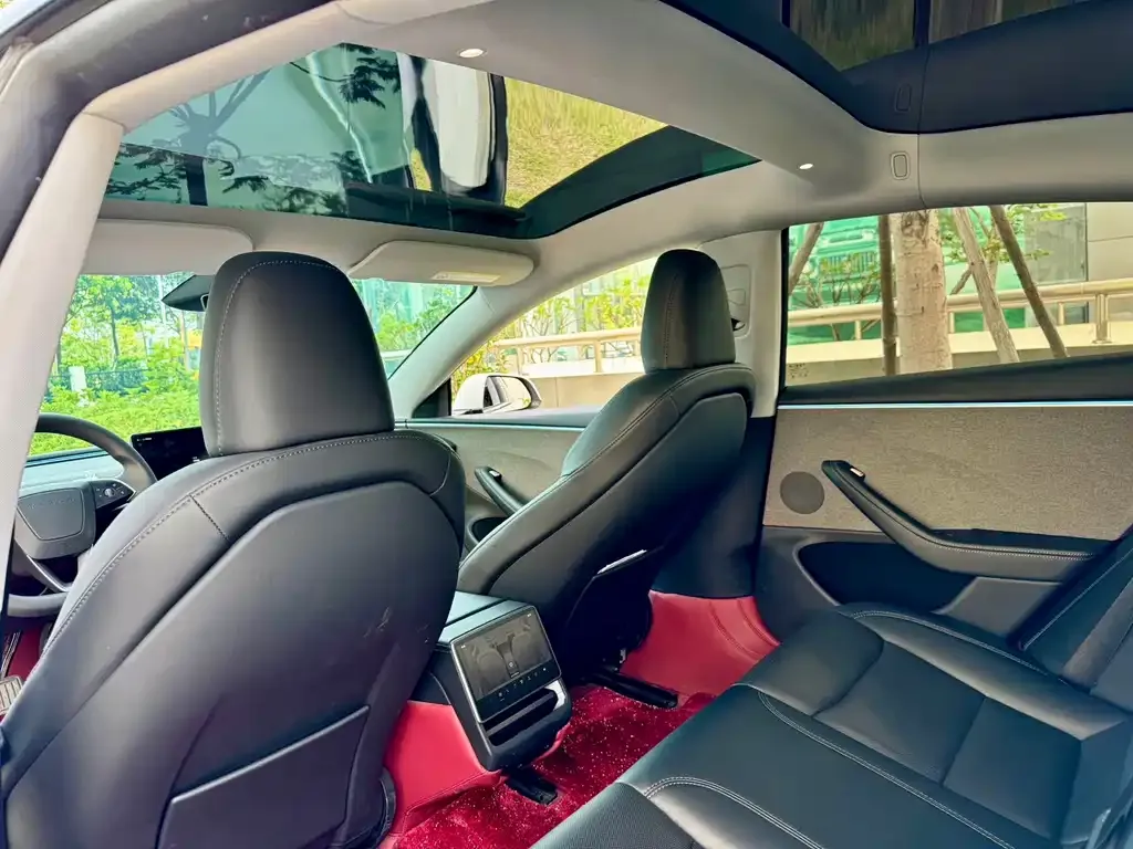 Tesla Model 3 — фото 2