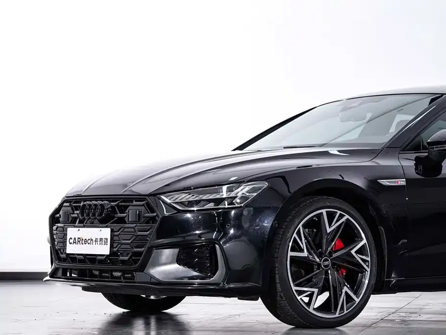 Audi A7L — фото 5