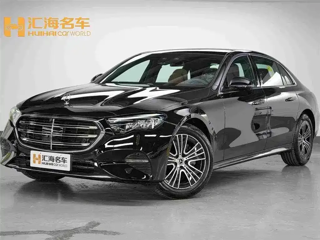 Mercedes-Benz E-Class — фото 1