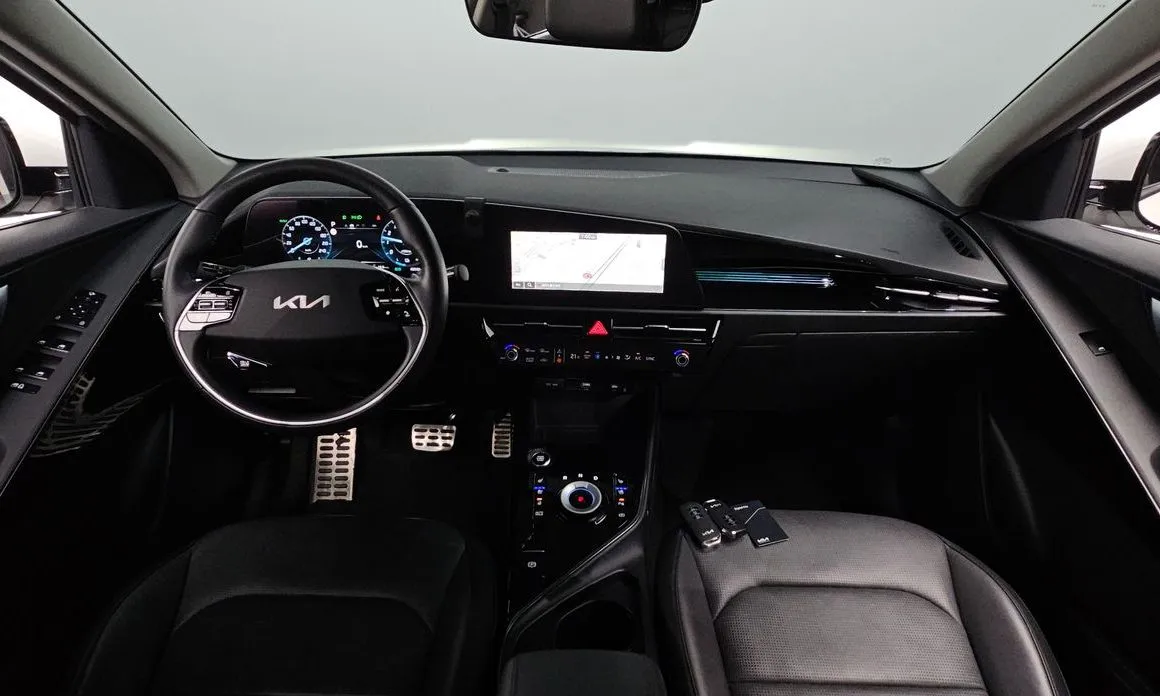 Kia Niro — фото 8