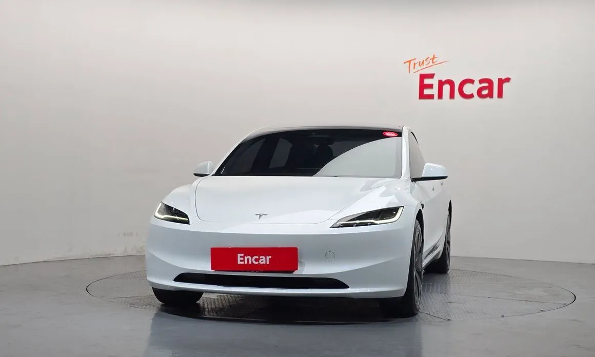 Tesla Model 3 — фото 3
