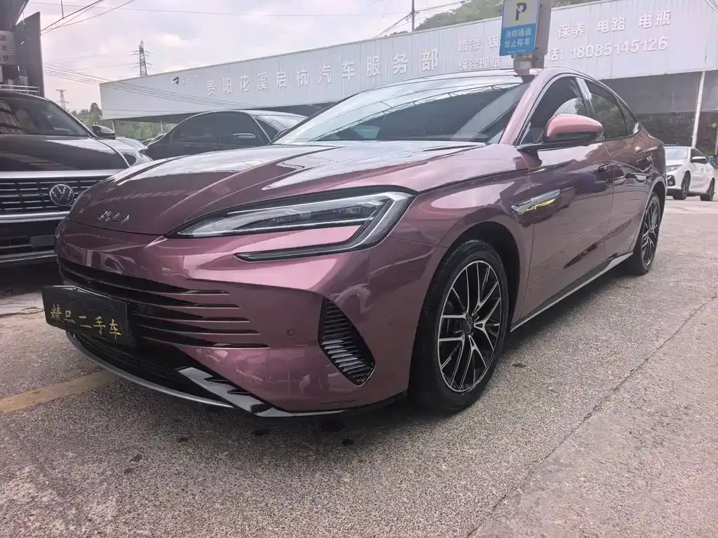 BYD Seal — фото 1