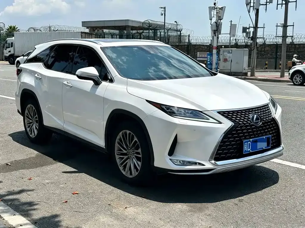 Lexus RX — фото 4