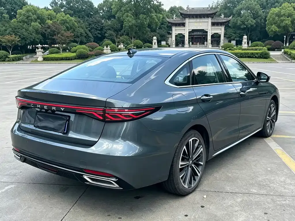 Chery Arrizo 8 PRO — фото 7
