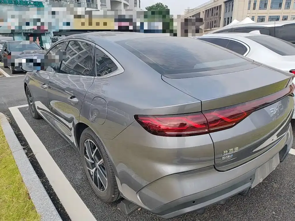BYD Qin L — фото 6