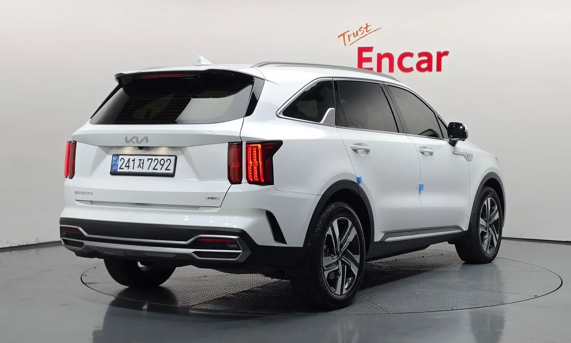 Kia Sorento — фото 3