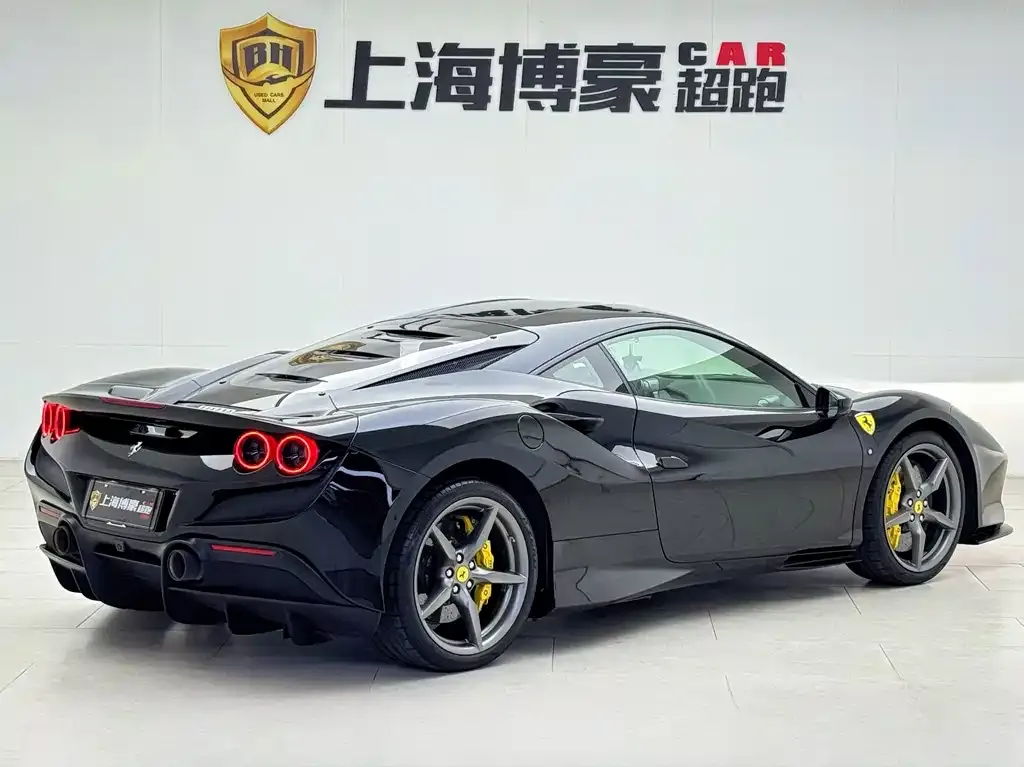 Ferrari F8 — фото 4