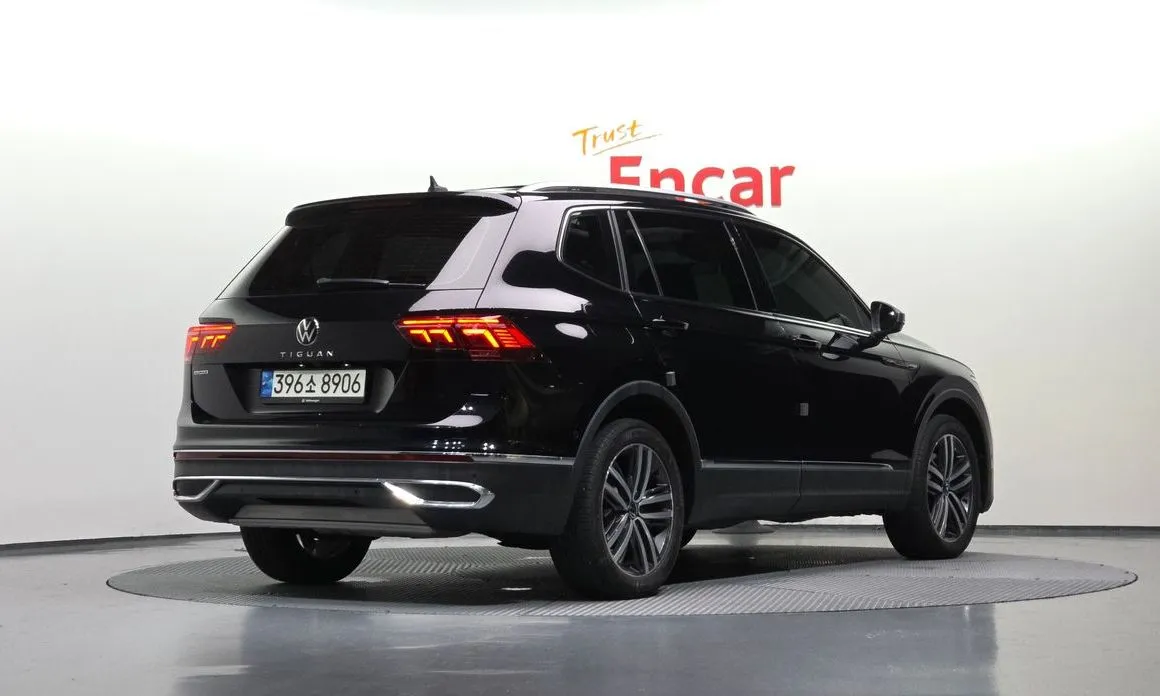 Volkswagen Tiguan — фото 4