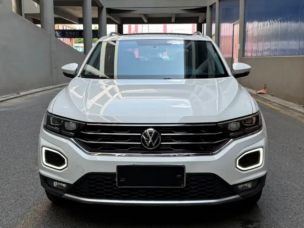 Volkswagen T-Roc — фото 4