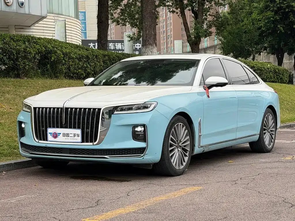 Hongqi H9 — фото 1