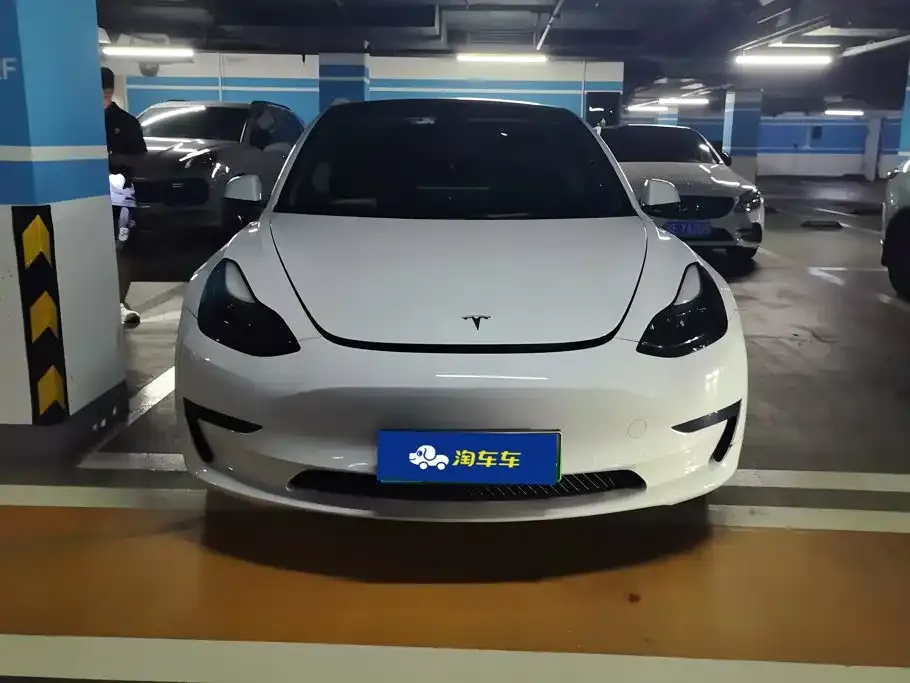 Tesla Model 3 — фото 6