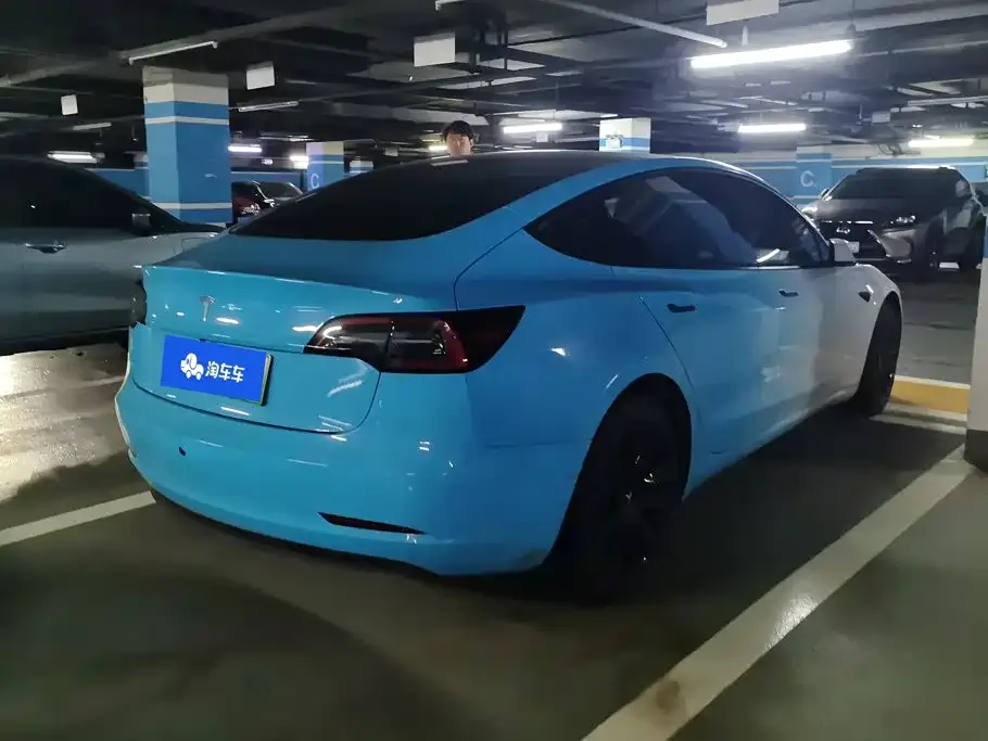 Tesla Model 3 — фото 7