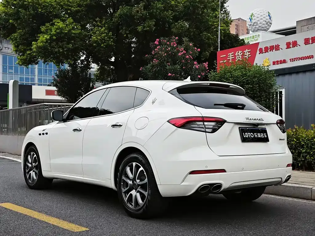 Maserati Levante — фото 10