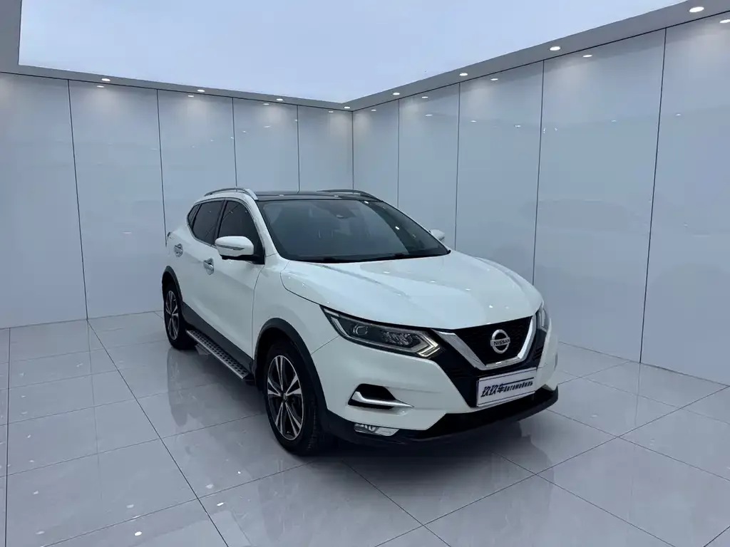 Nissan Qashqai — фото 3