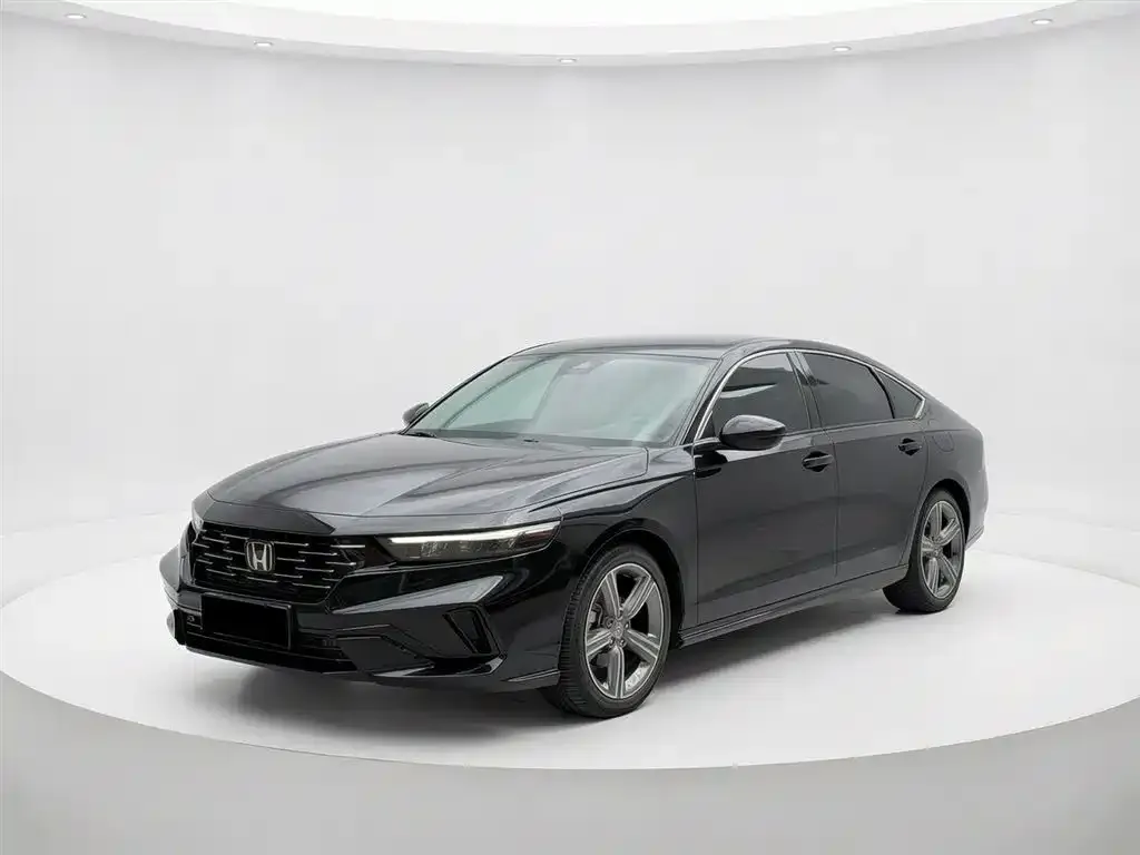 Honda Accord — фото 1