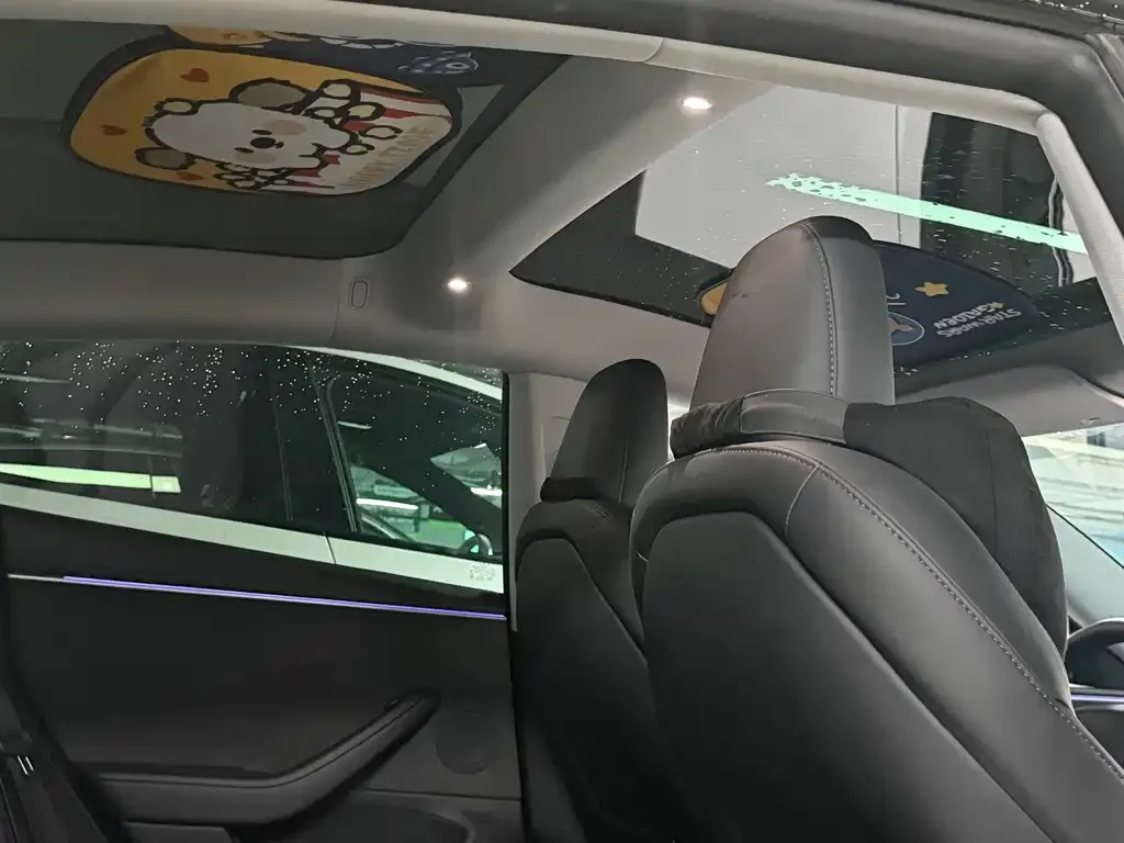Tesla Model 3 — фото 3